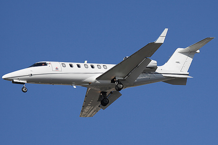 Learjet 40 / XR