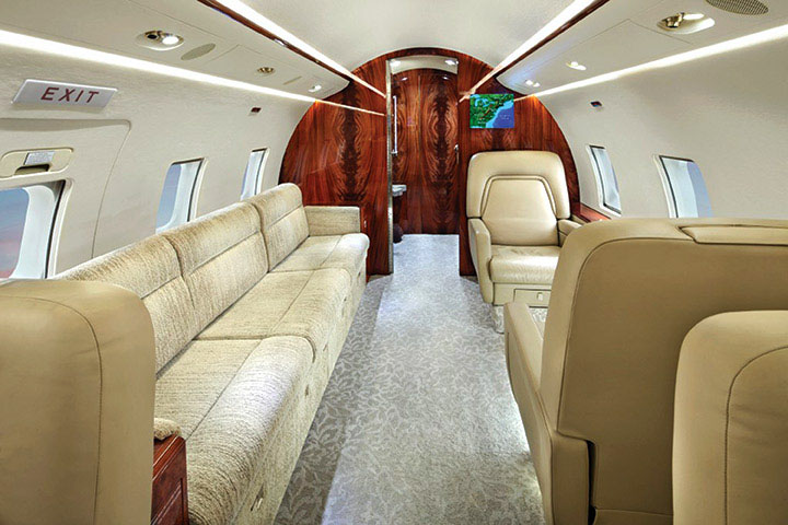 Challenger 600 Available for Jet Charter - Rent a Challenger 600
