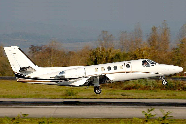 Citation 551