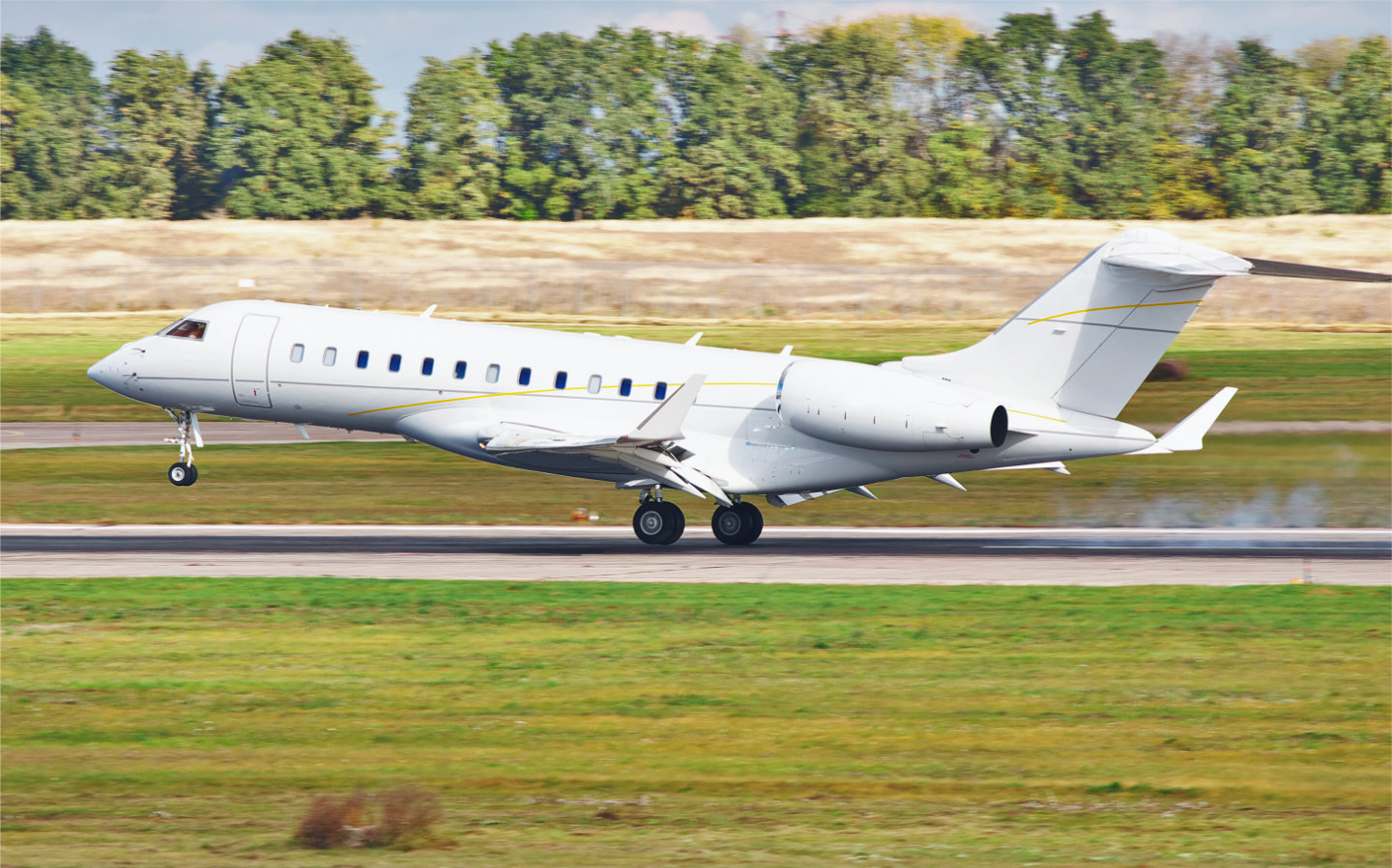 How Much Does it Cost to Charter a Private Jet? Air Charter Service USA